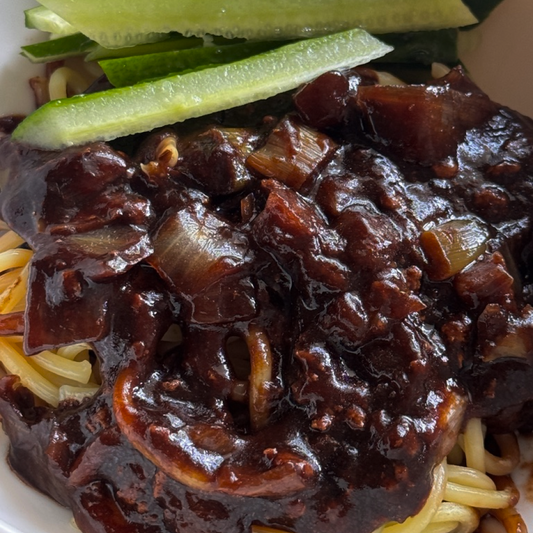 3分あれば十分！おうちで作る韓国式ジャージャー麺